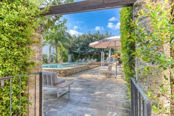 appartamento in vendita a Patù in zona Marina di San Gregorio