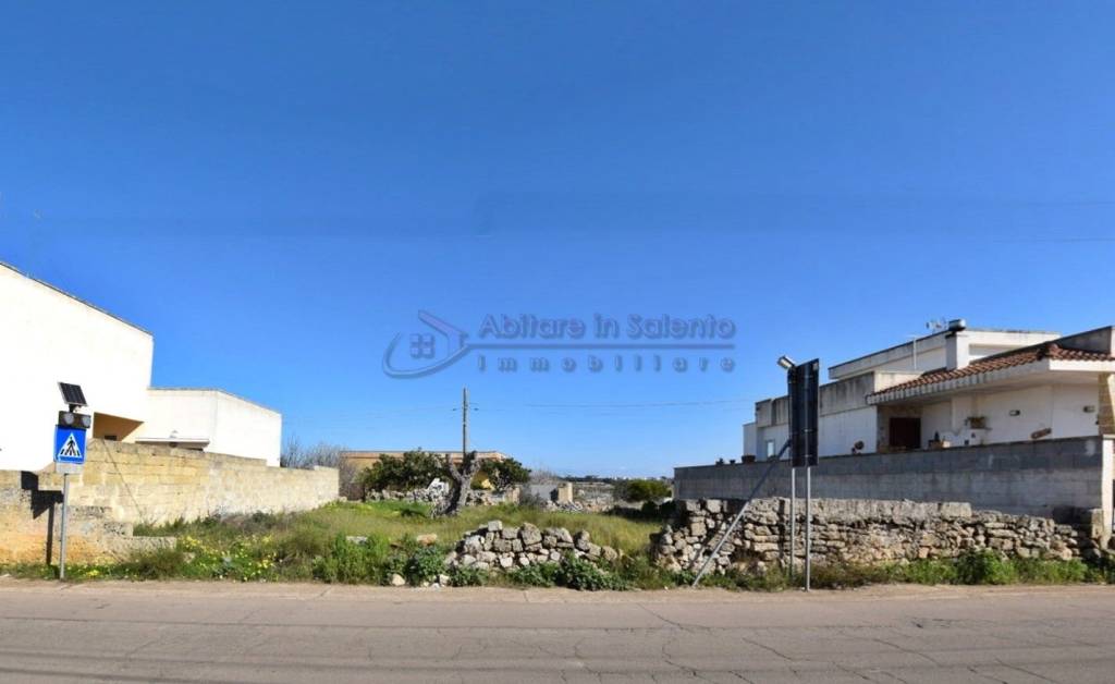 locale commerciale in vendita a Patù