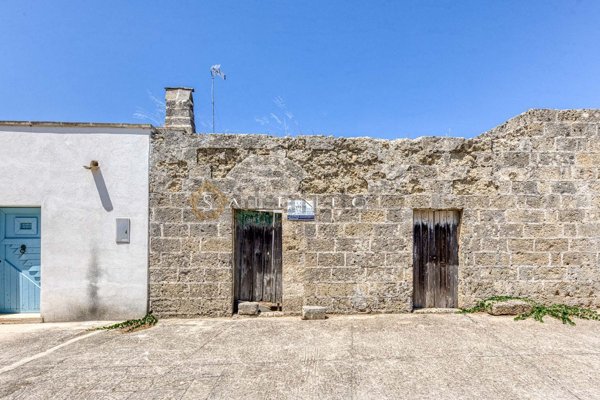 casa indipendente in vendita a Patù