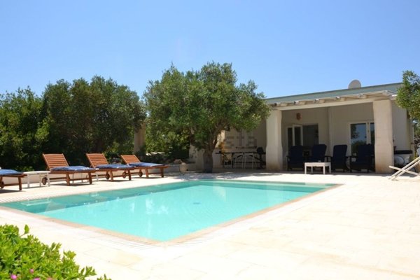 casa indipendente in vendita a Patù