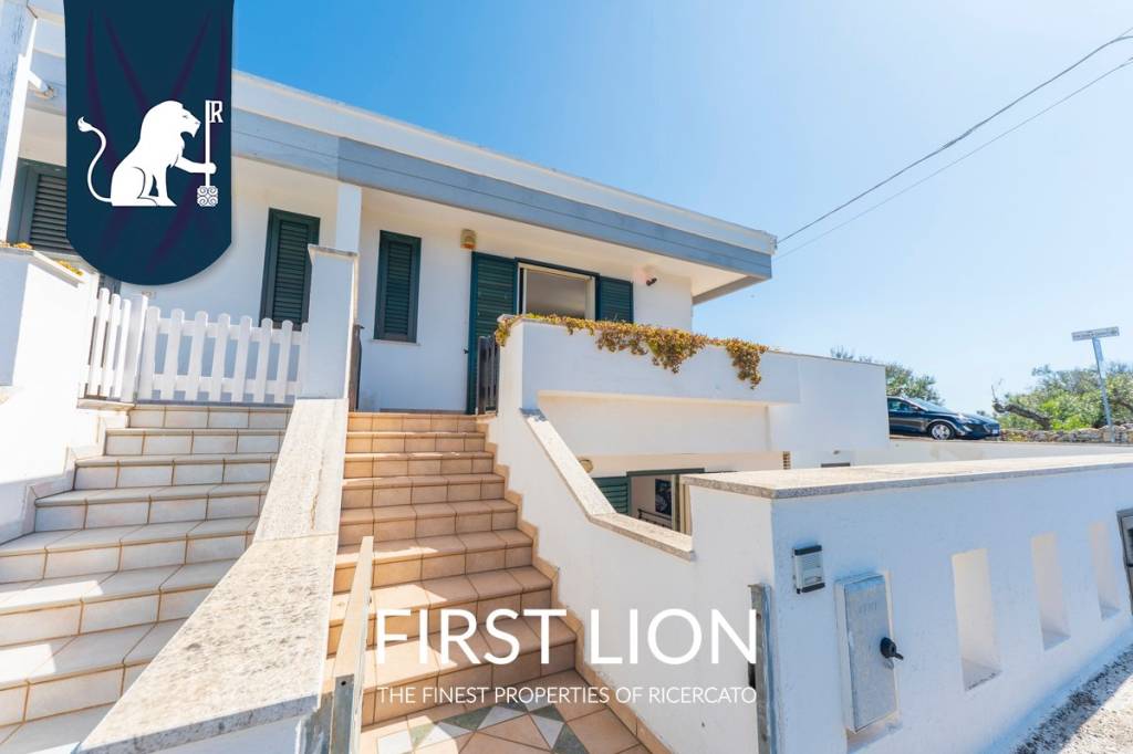 casa indipendente in vendita a Patù