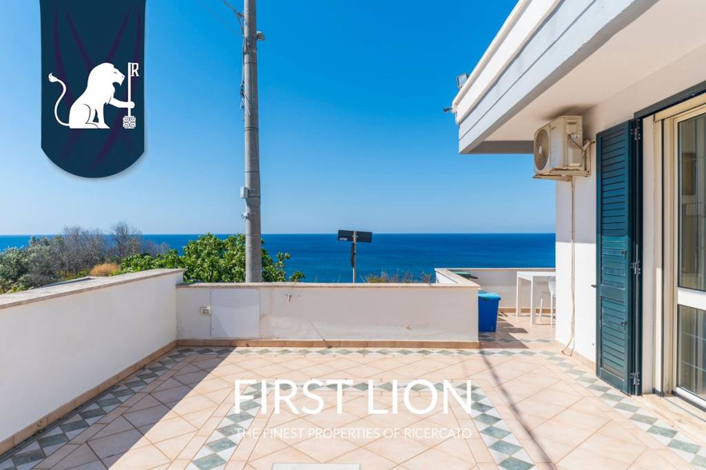 casa indipendente in vendita a Patù