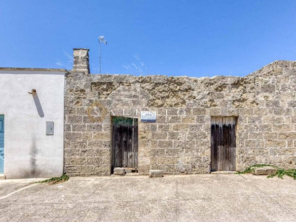 casa indipendente in vendita a Patù