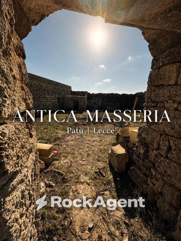 casa indipendente in vendita a Patù in zona Marina di San Gregorio