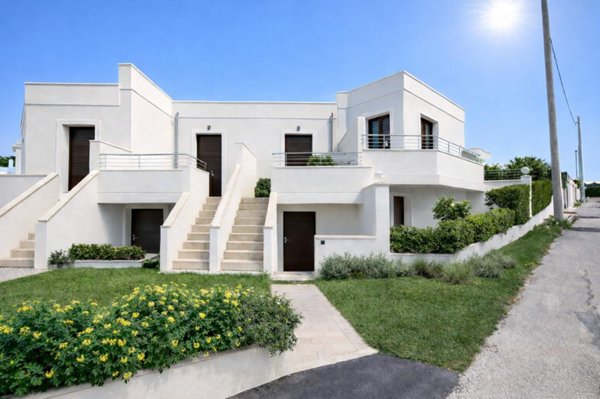 casa indipendente in vendita a Patù in zona Marina di San Gregorio