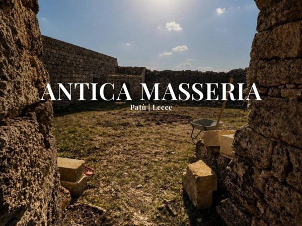 casa indipendente in vendita a Patù in zona Marina di San Gregorio