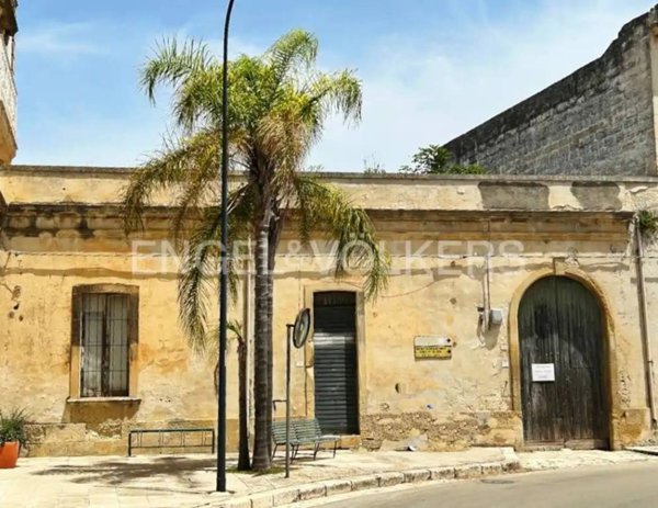 casa indipendente in vendita a Poggiardo