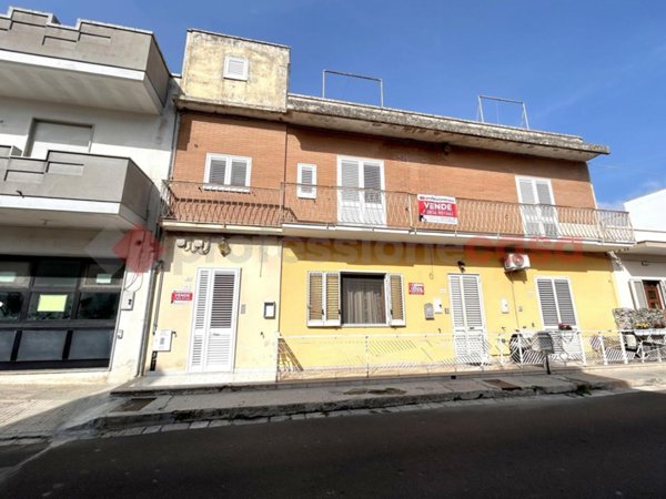 casa indipendente in vendita a Poggiardo