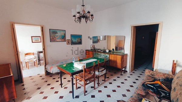 casa indipendente in vendita a Poggiardo