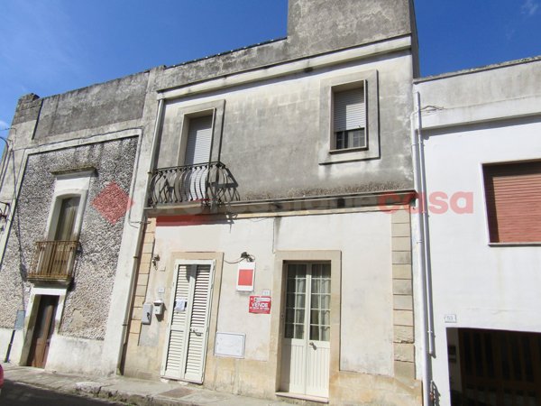 casa indipendente in vendita a Poggiardo