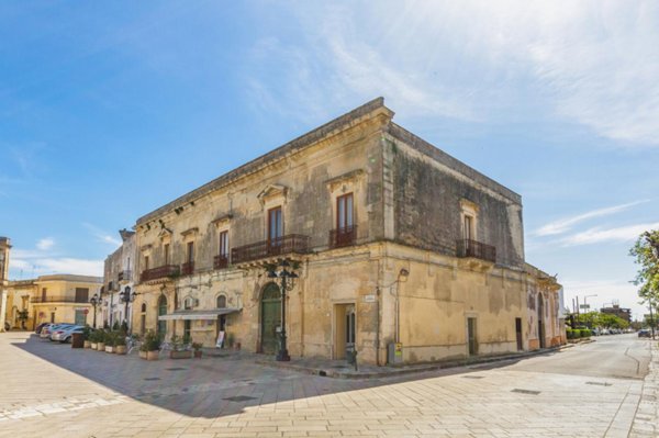 negozio in vendita a Poggiardo