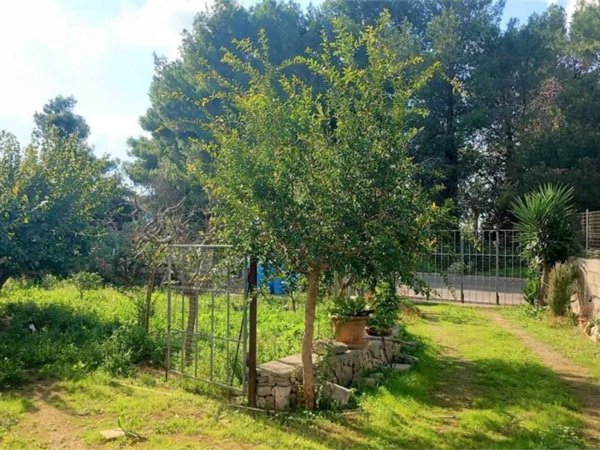 casa indipendente in vendita a Poggiardo in zona Vaste