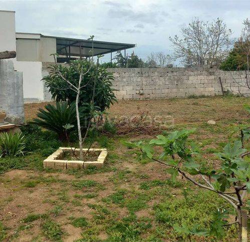 casa indipendente in vendita a Poggiardo