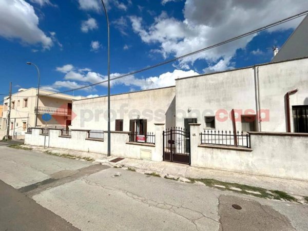 casa indipendente in vendita a Poggiardo in zona Vaste