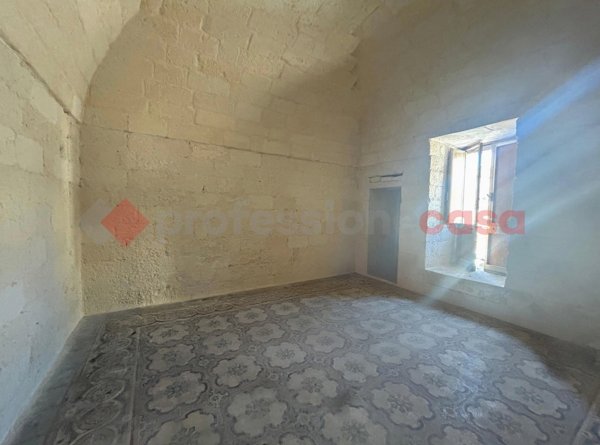 casa indipendente in vendita a Poggiardo