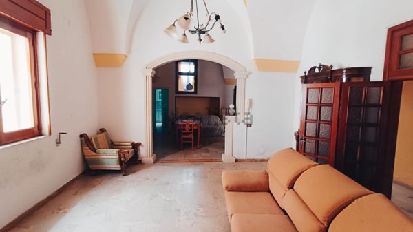 casa indipendente in vendita a Poggiardo