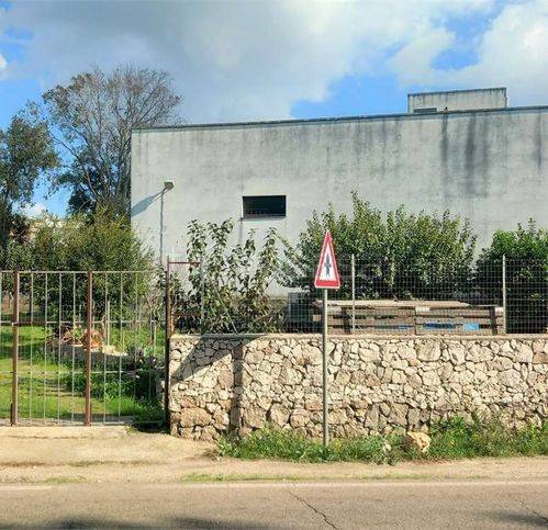 negozio in vendita a Poggiardo