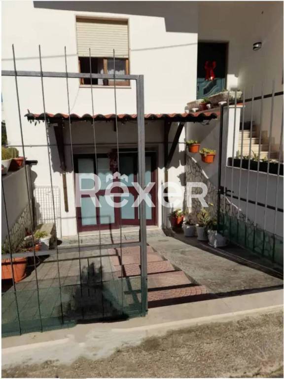 casa indipendente in vendita a Poggiardo