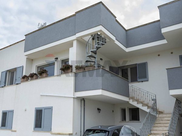 casa indipendente in vendita a Poggiardo