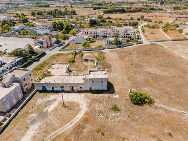 casa indipendente in vendita a Poggiardo in zona Vaste