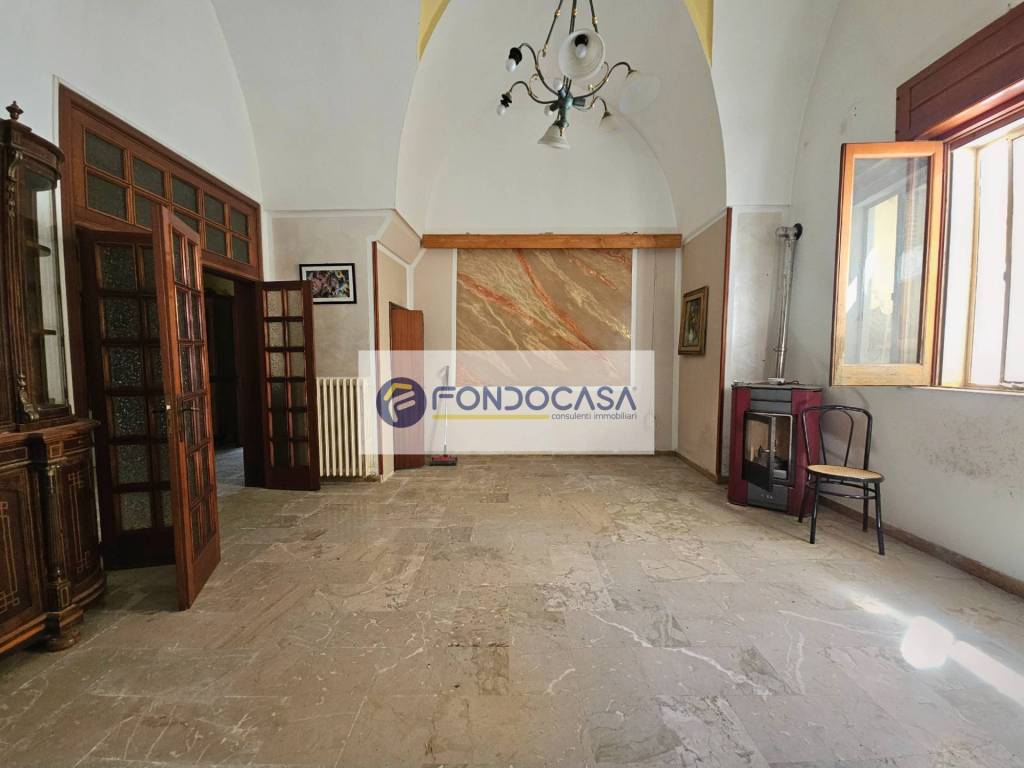 casa indipendente in vendita a Poggiardo
