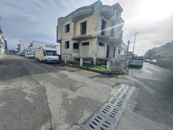 casa indipendente in vendita a Racale