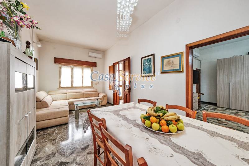 casa indipendente in vendita a Racale