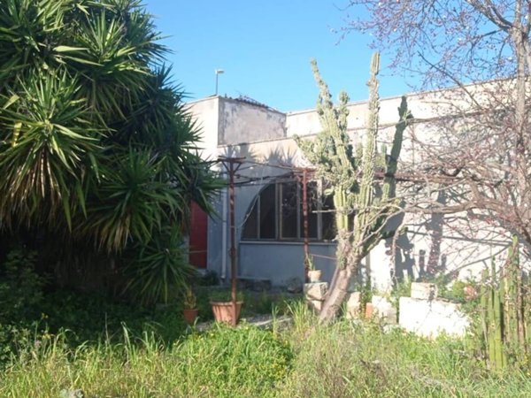 casa indipendente in vendita a Racale