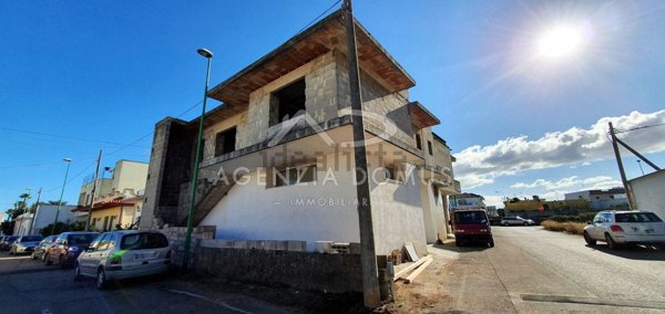 casa indipendente in vendita a Racale