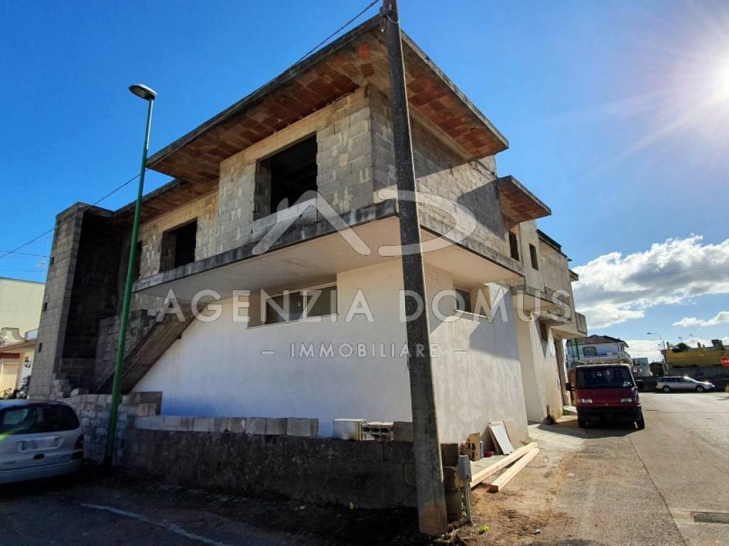 casa indipendente in vendita a Racale