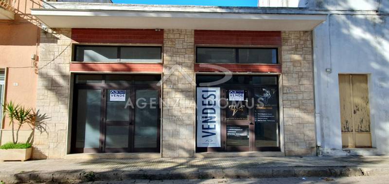 locale di sgombero in vendita a Racale in zona Torre Suda