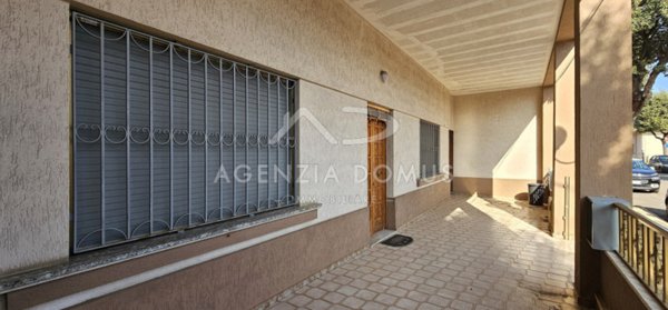 casa indipendente in vendita a Racale in zona Torre Suda