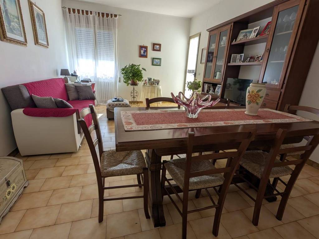 appartamento in vendita a Racale in zona Torre Suda