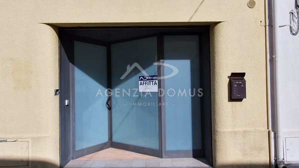 ufficio in vendita a Racale in zona Torre Suda
