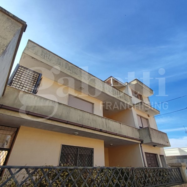 appartamento in vendita a Racale