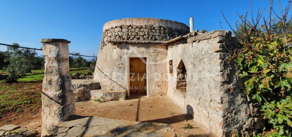 casa indipendente in vendita a Racale in zona Torre Suda