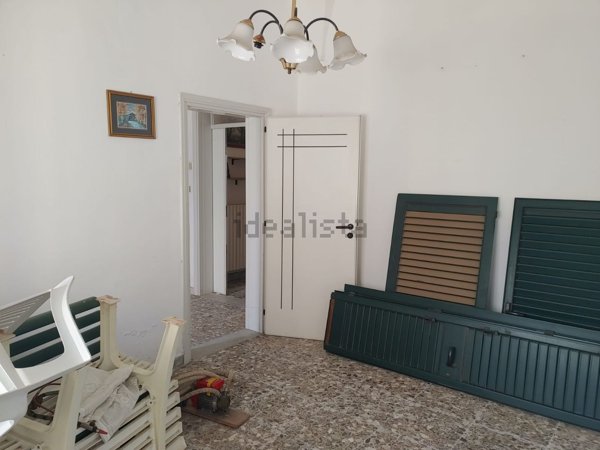 casa indipendente in vendita a Racale in zona Torre Suda