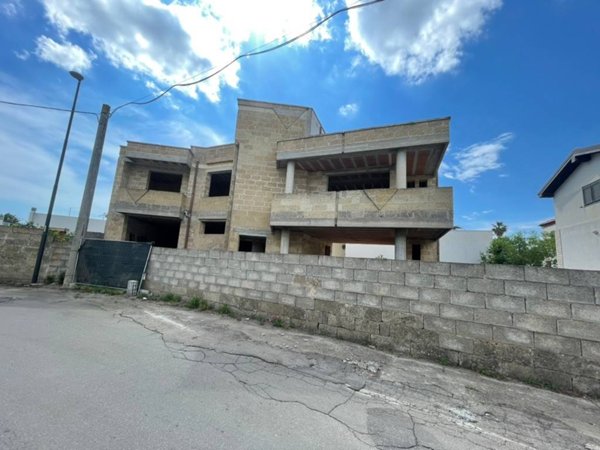 casa indipendente in vendita a Racale
