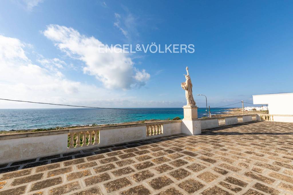 casa indipendente in vendita a Racale