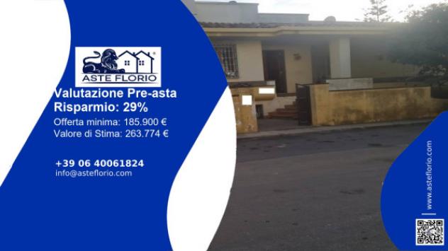 casa indipendente in vendita a Racale