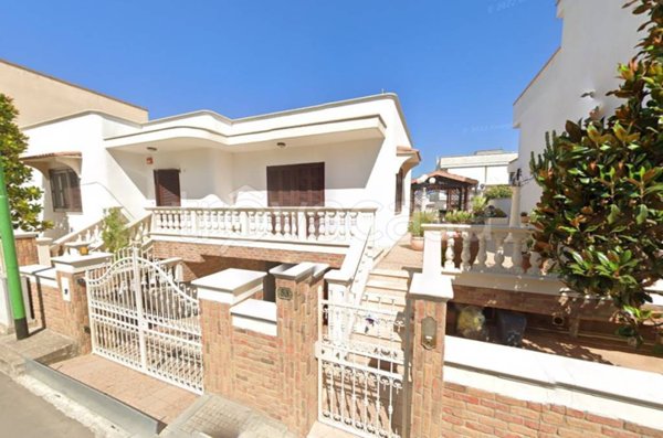 casa indipendente in vendita a Racale