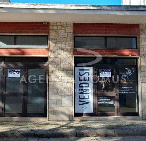 negozio in vendita a Racale