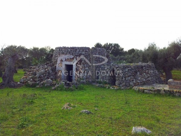 casa indipendente in vendita a Racale