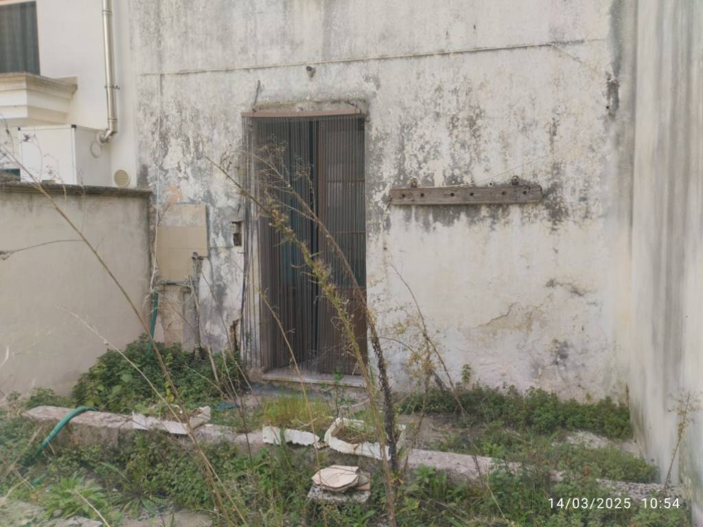casa indipendente in vendita a Racale