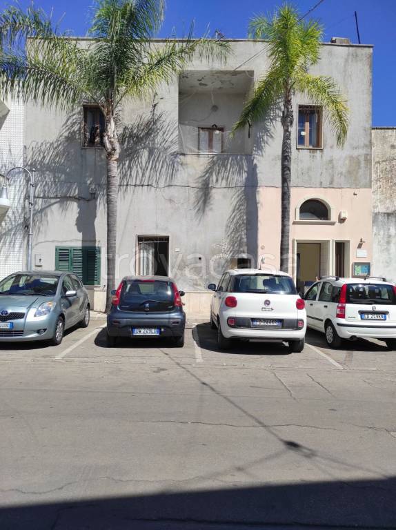 casa indipendente in vendita a Racale