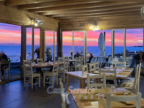 negozio in vendita a Racale in zona Torre Suda