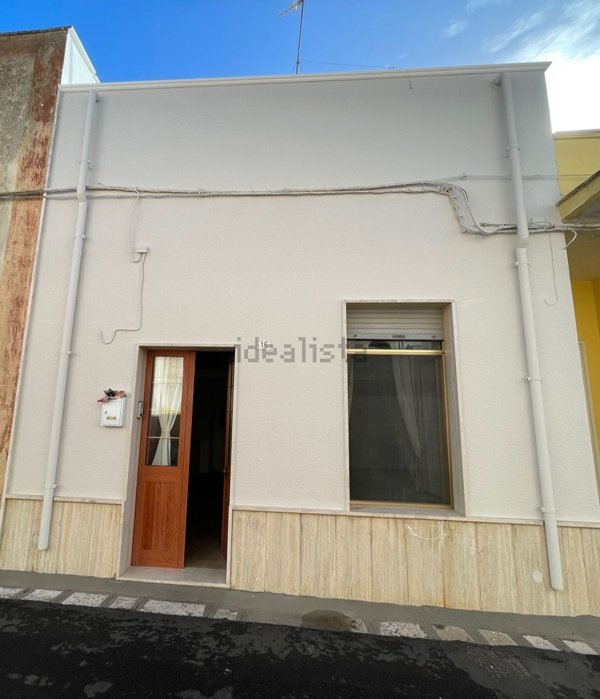 casa indipendente in vendita a Racale