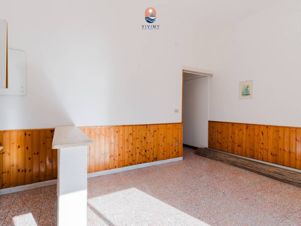 casa indipendente in vendita a Racale in zona Torre Suda