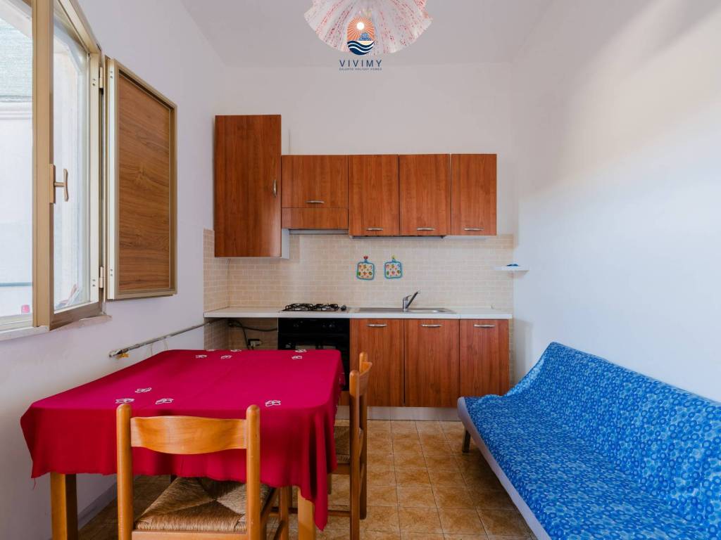 casa indipendente in vendita a Racale in zona Torre Suda