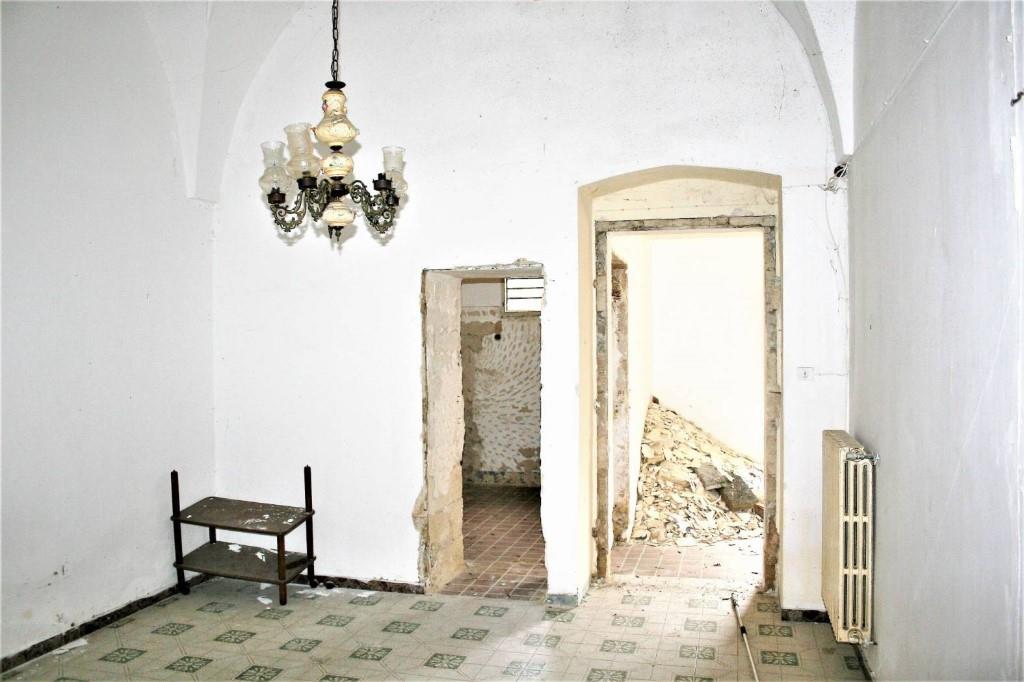 casa indipendente in vendita a Racale